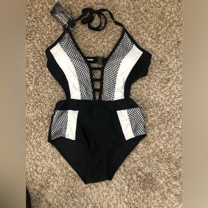 COPY - Larnier One Piece Swim Suit - Sz Medium